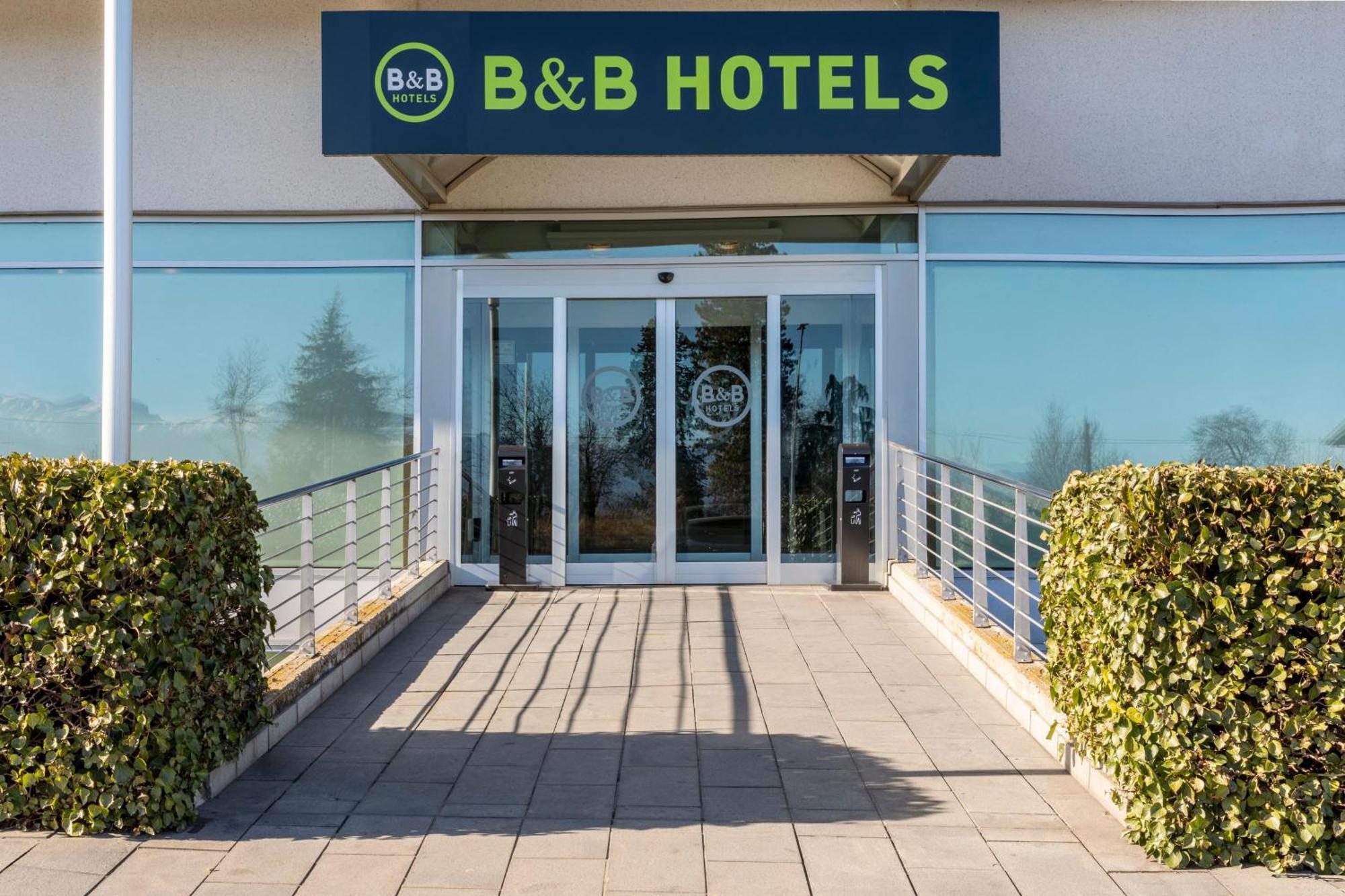 B&B Hotel Cuneo Cristal Exteriér fotografie