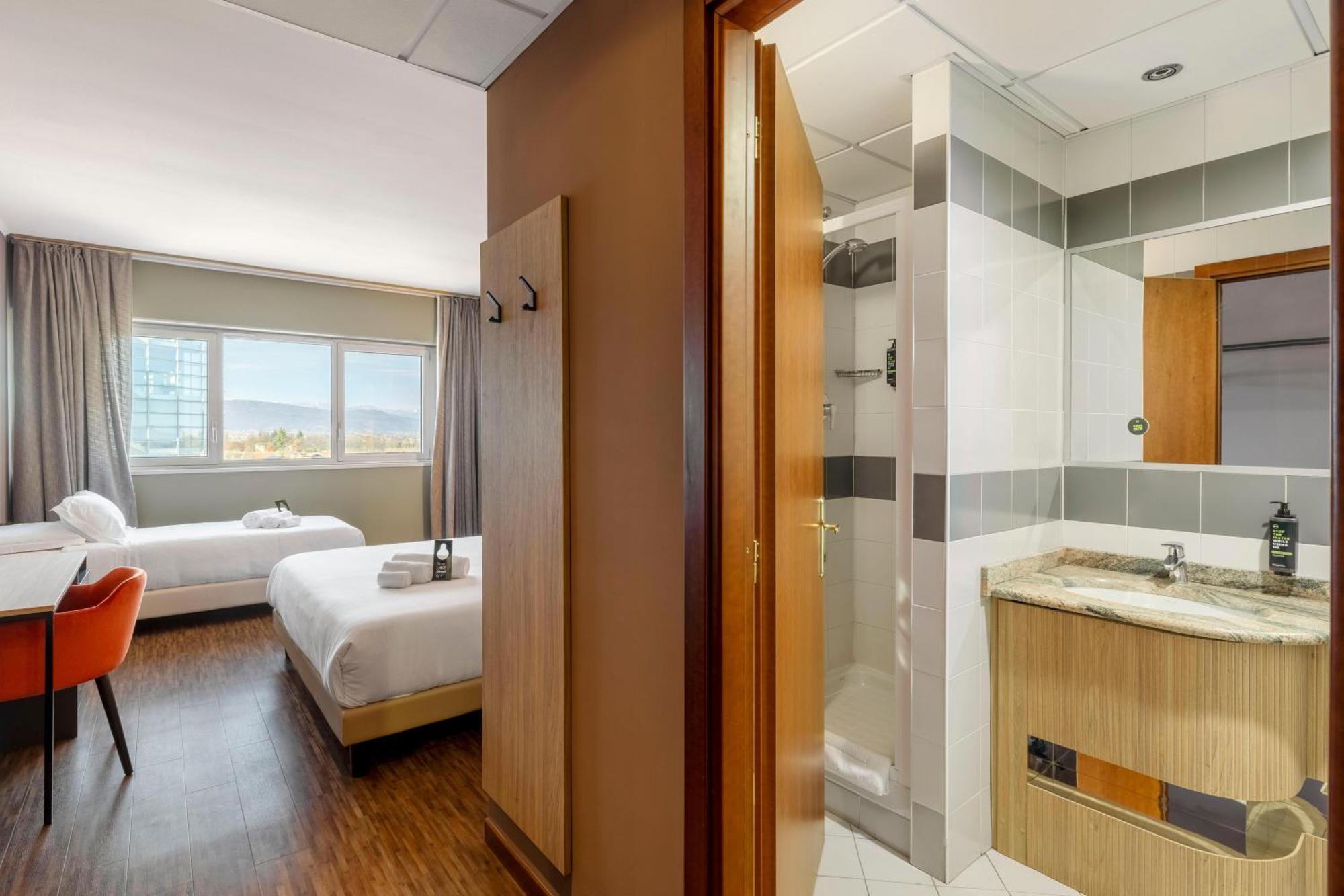 B&B Hotel Cuneo Cristal Exteriér fotografie